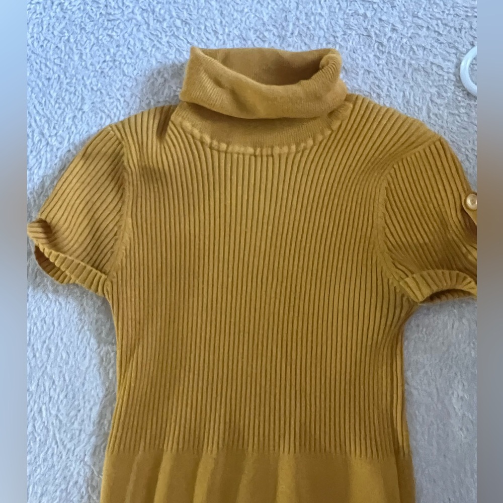 Turtle neck blouse